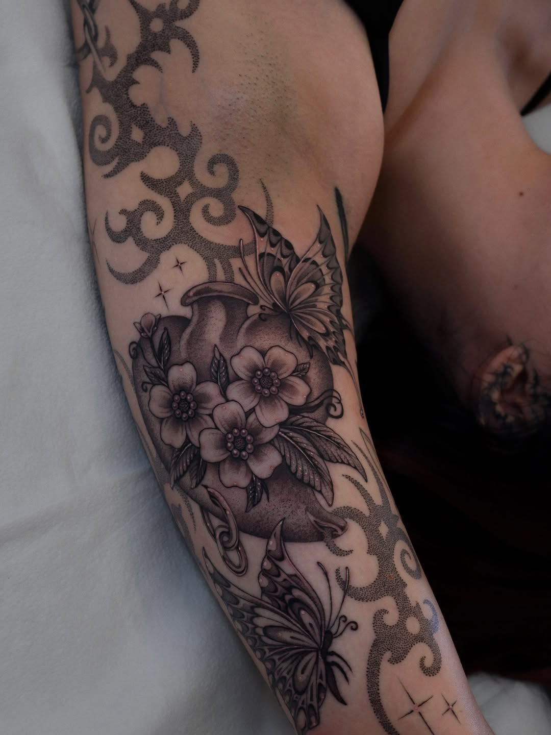 Tattoo by @ellafromhella — black_and_grey, dotwork