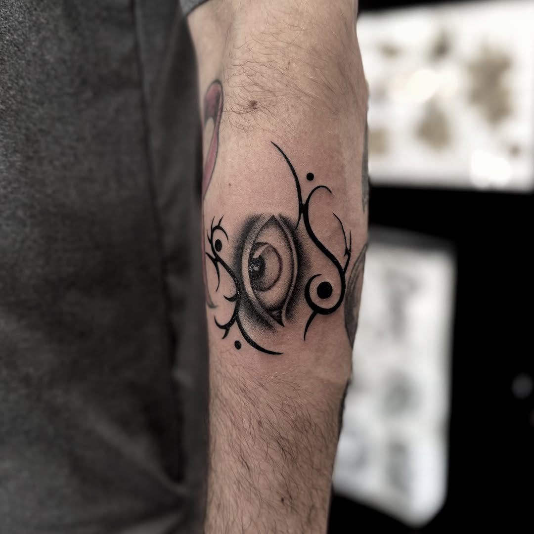 Tattoo by @killjoystabs — black_and_grey, ornamental