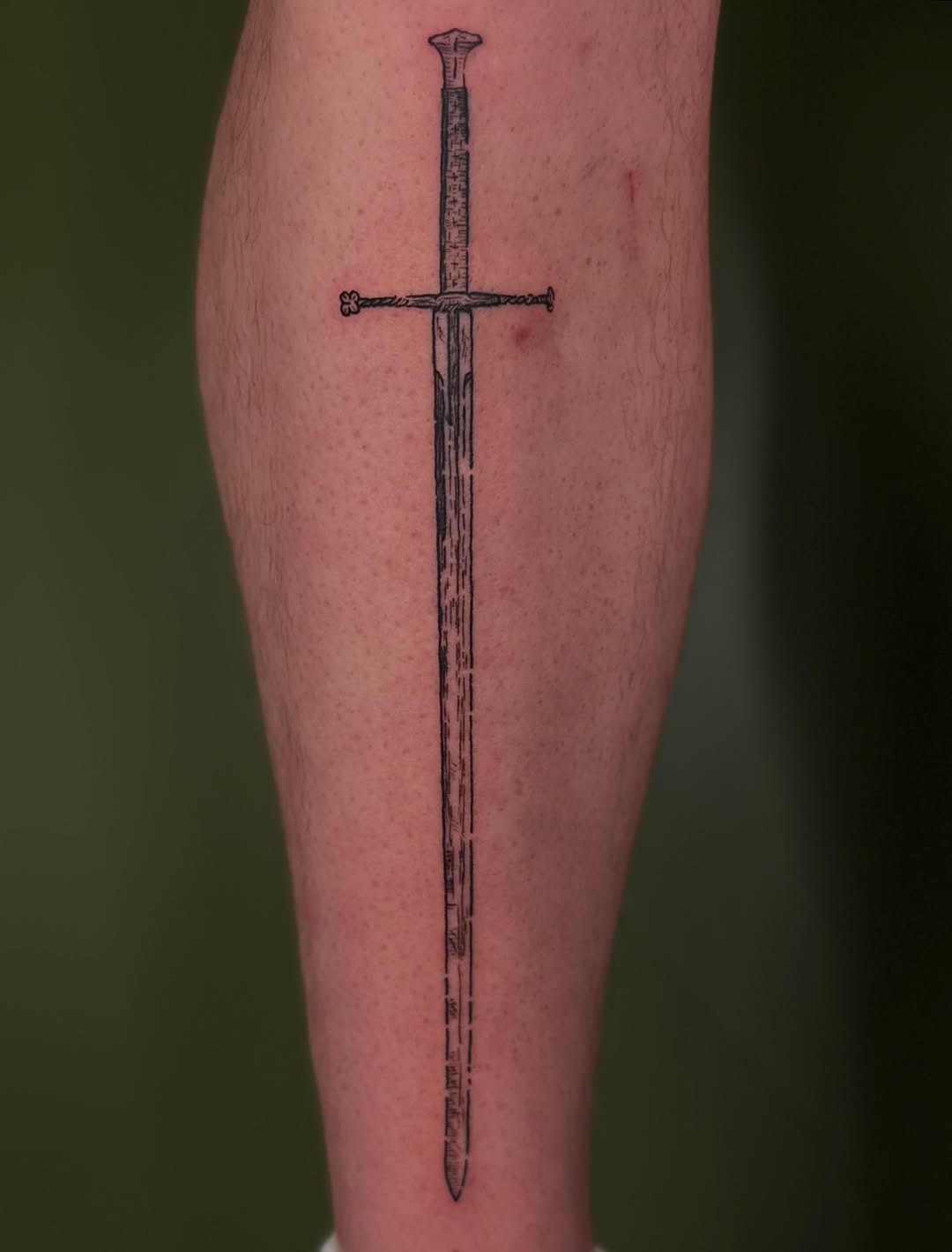 Tattoo by @tapiotats — fine_line