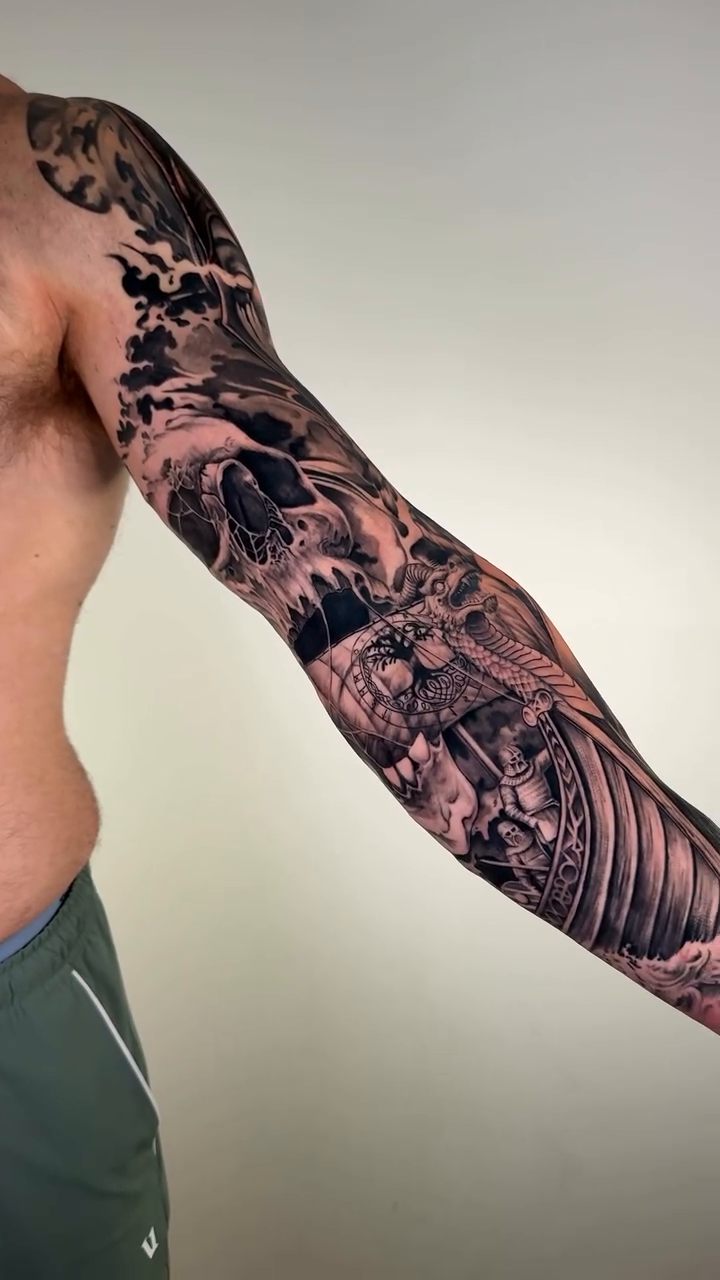 Tattoo by @dosantosink — japanese_irezumi, black_and_grey