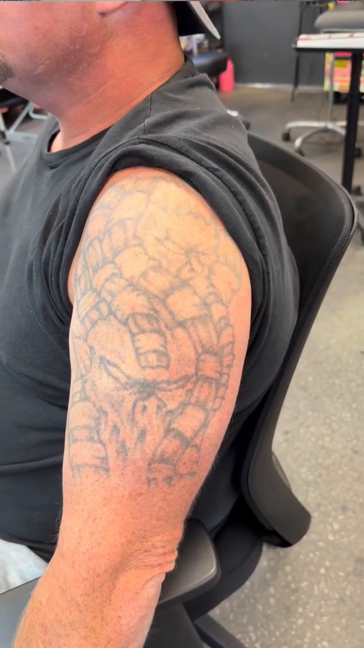 Tattoo by @inkmejohnny — japanese_irezumi, black_and_grey
