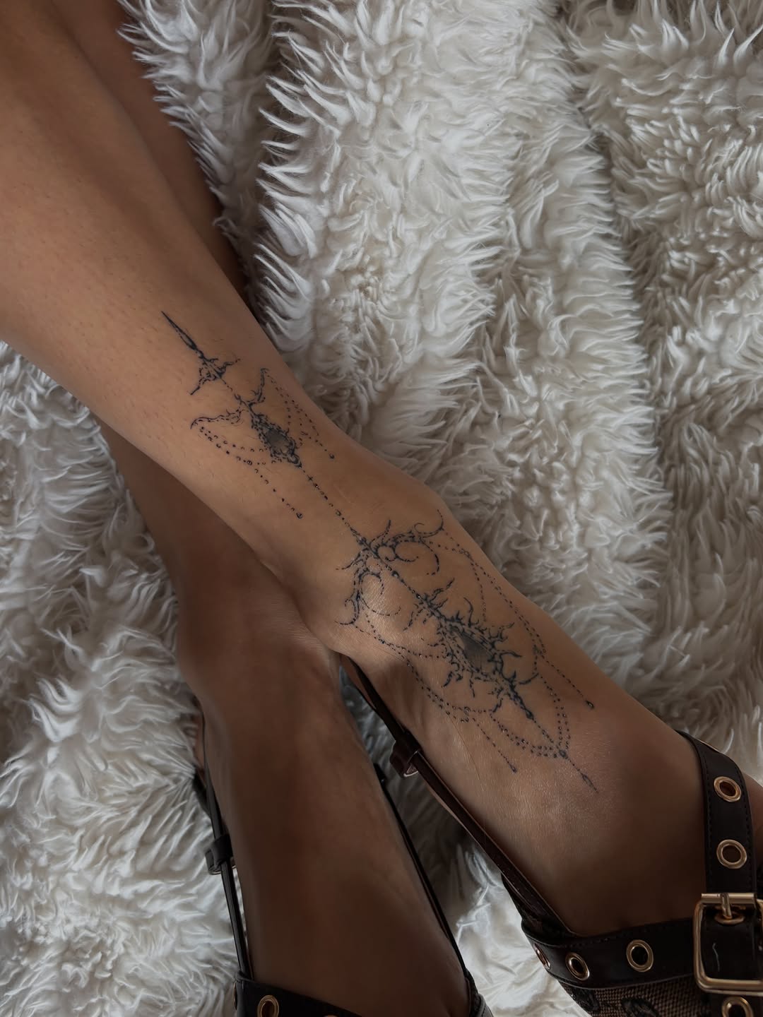 Tattoo by @carlyjordyn — fine_line, ornamental