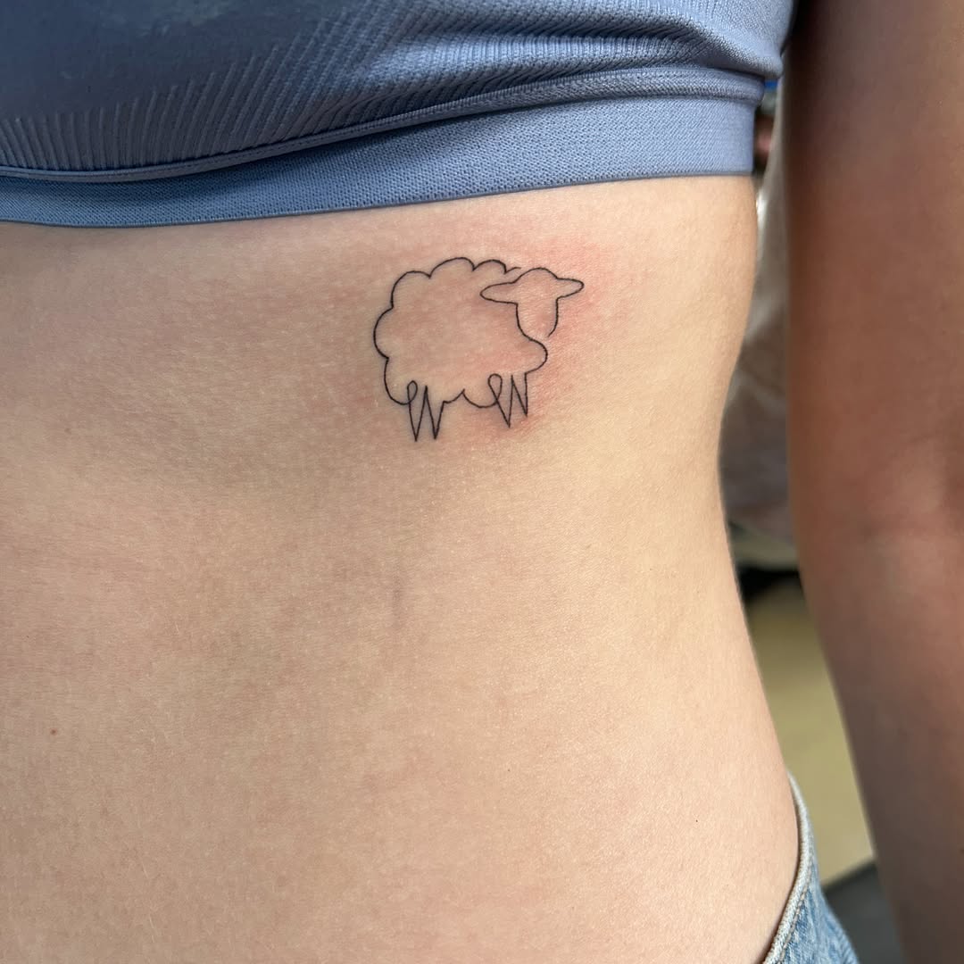 Tattoo by @ocallaghan.inks โ fine_line, minimalist