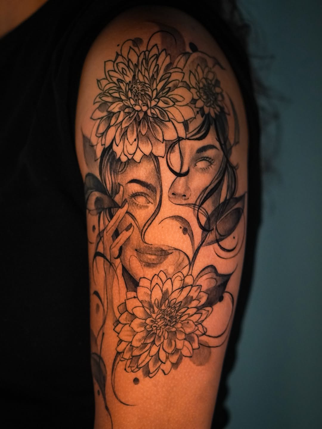 Tattoo by @stephaniessart — black_and_grey, realism