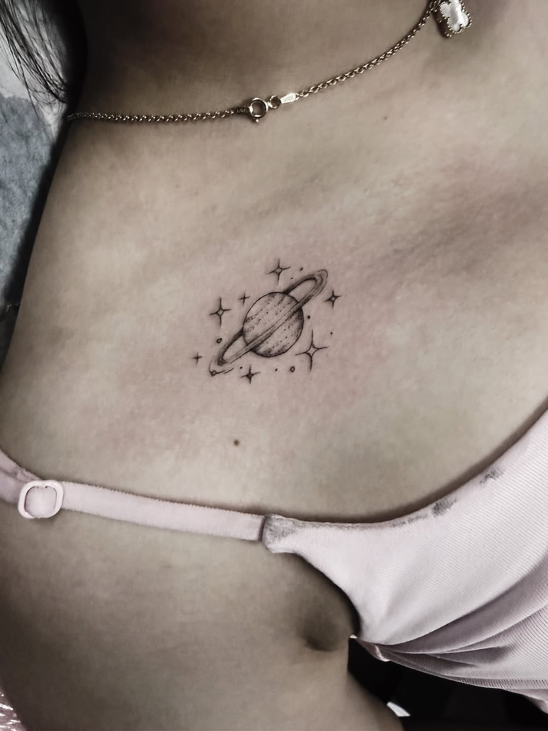 Tattoo by @shengguevaratattoos — fine_line, minimalist
