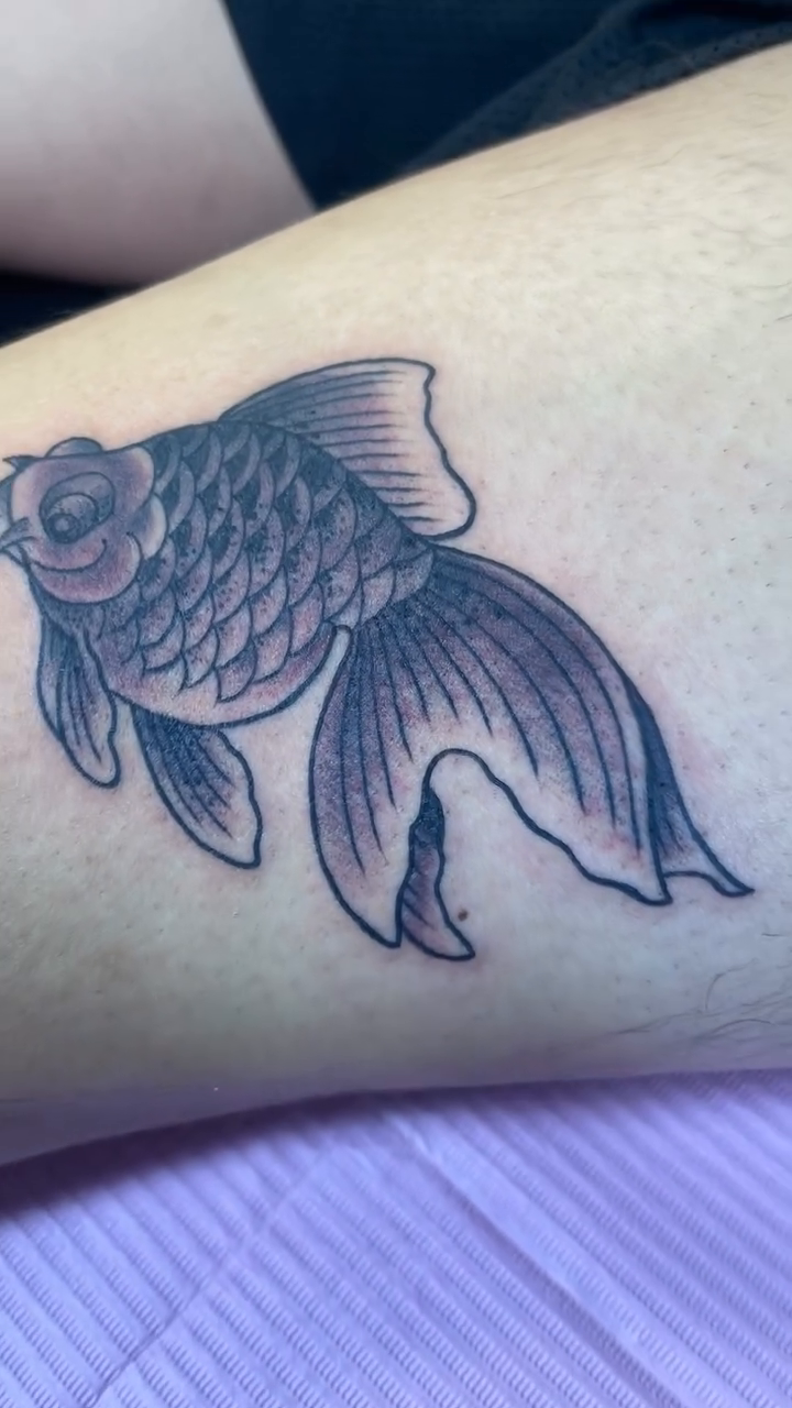 Tattoo by @tattoosbybluez โ japanese_irezumi, black_and_grey
