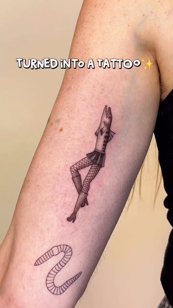 Tattoo by @yulight_tattoo โ fine_line