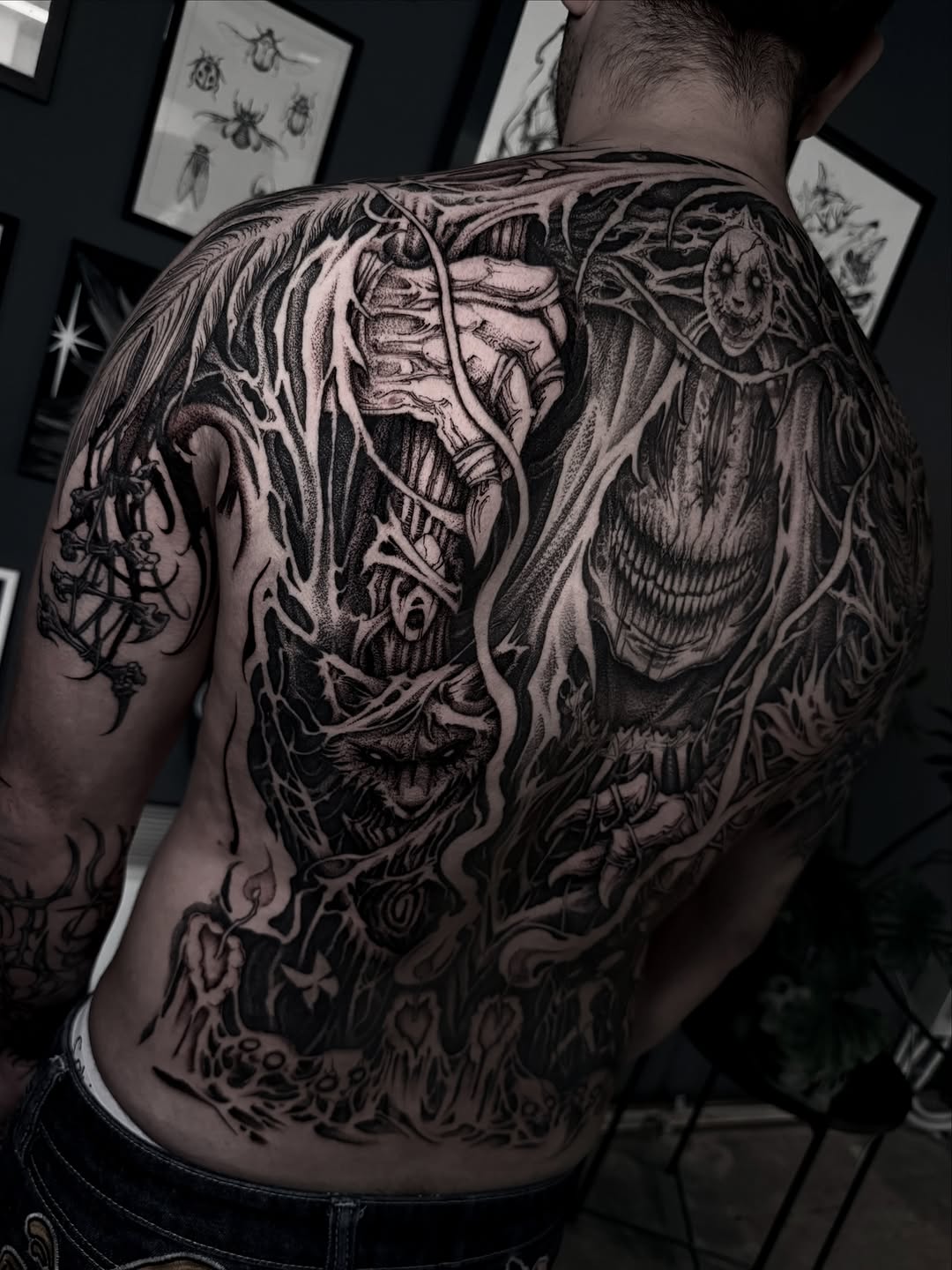 Tattoo by @arterego.ttt โ blackwork, dotwork