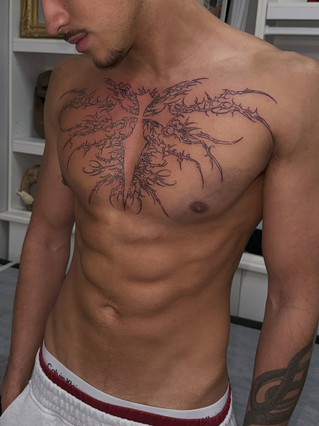 Tattoo by @diiv4n — blackwork, geometric