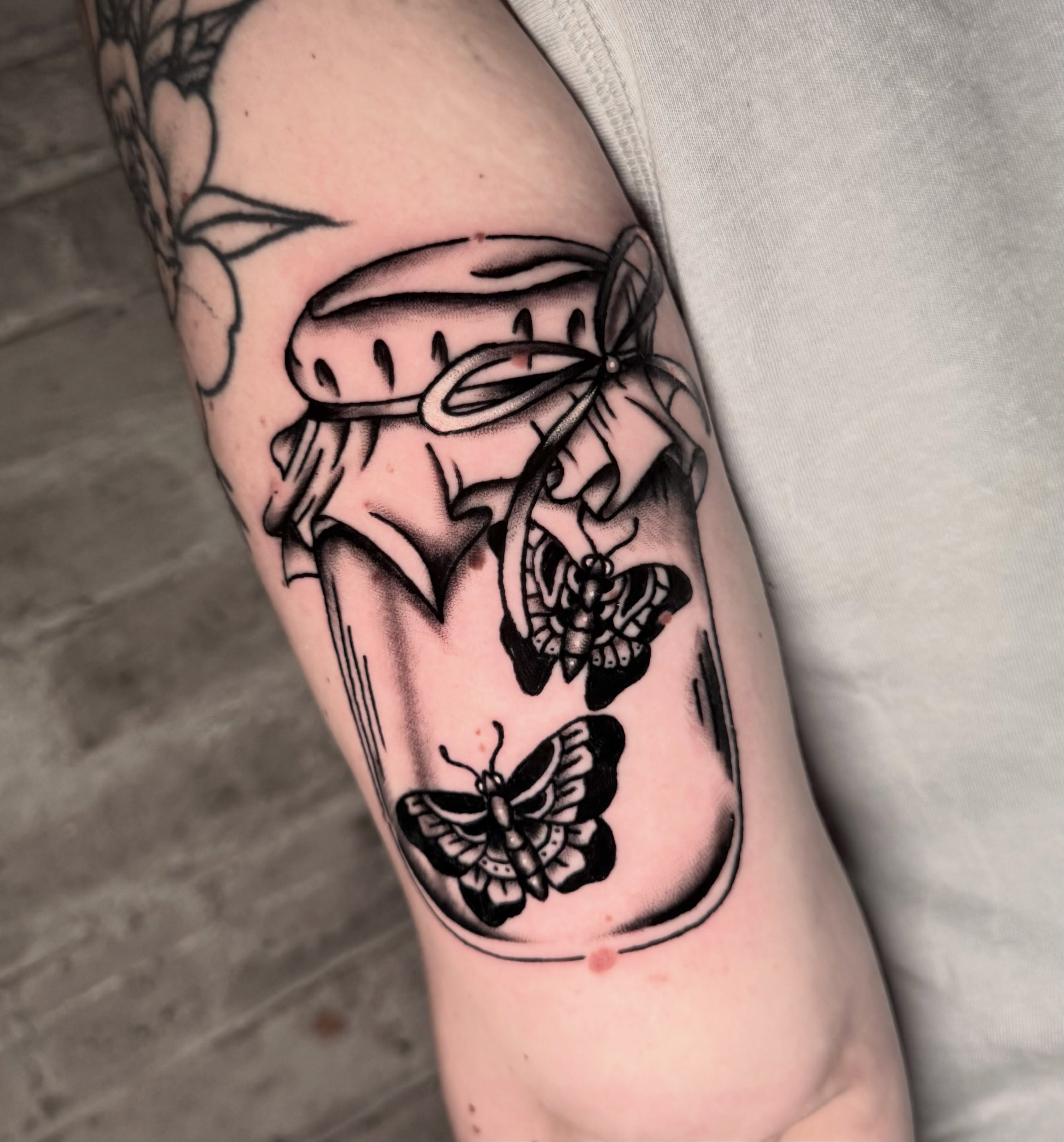 Tattoo by @michaelryan_tattoo โ american_traditional