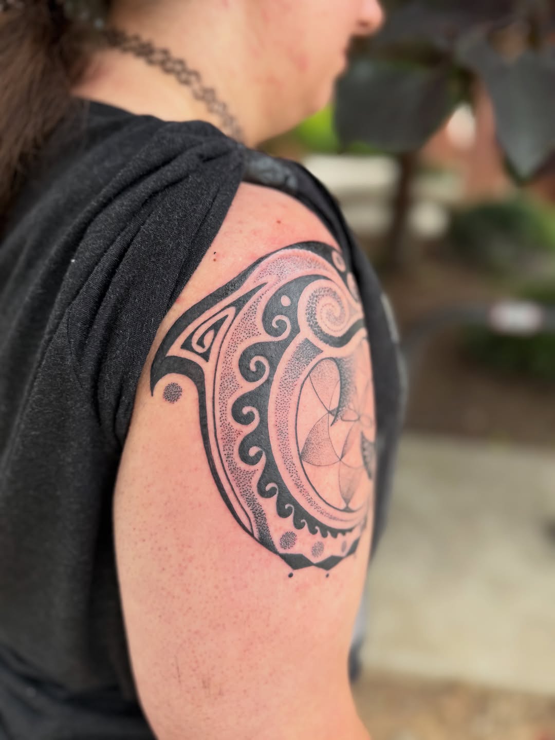 Tattoo by @london_on_the_tatts β dotwork, geometric