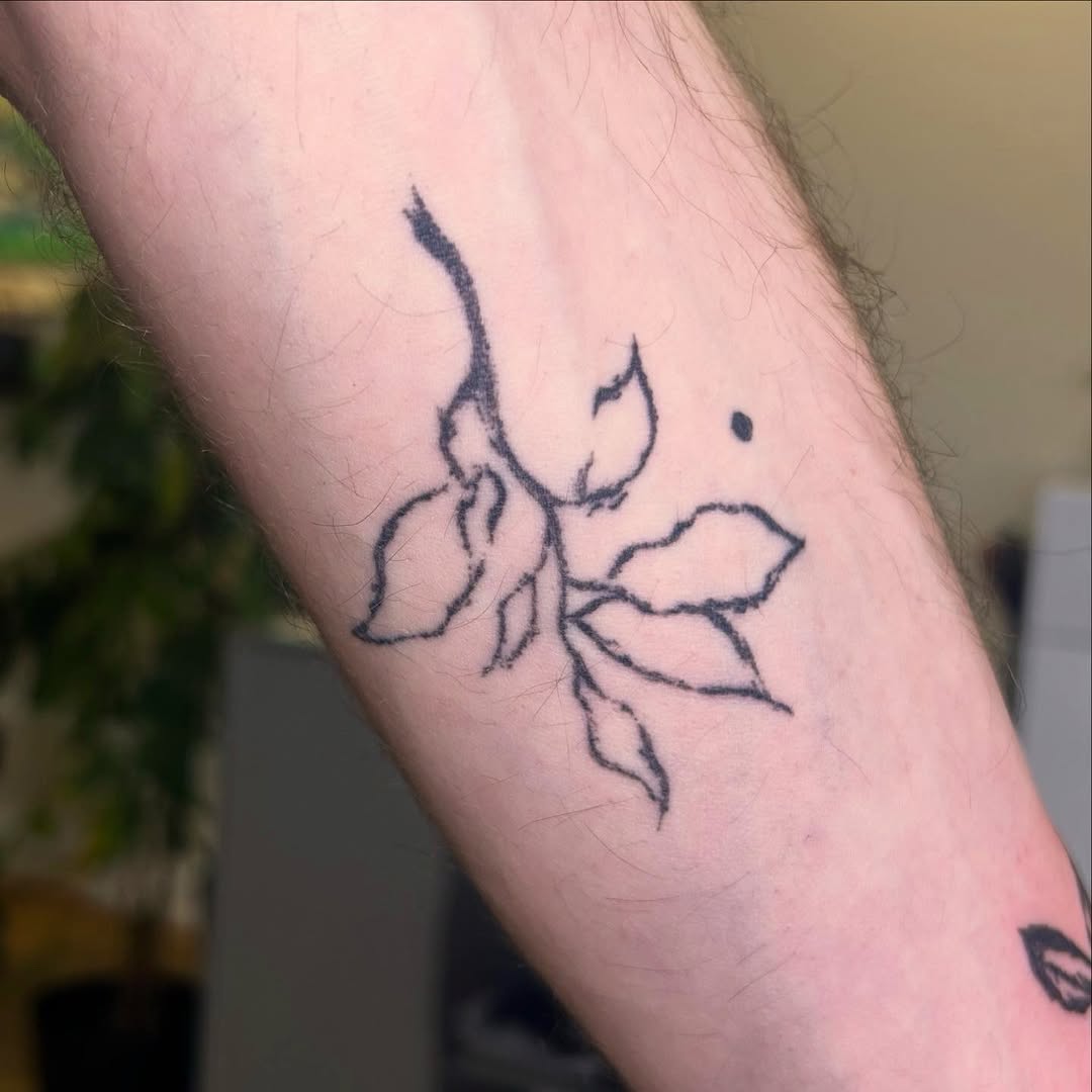 Tattoo by @tomlovesid — fine_line
