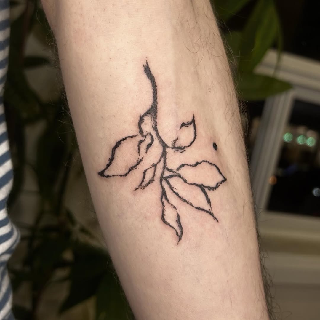 Tattoo by @tomlovesid — fine_line