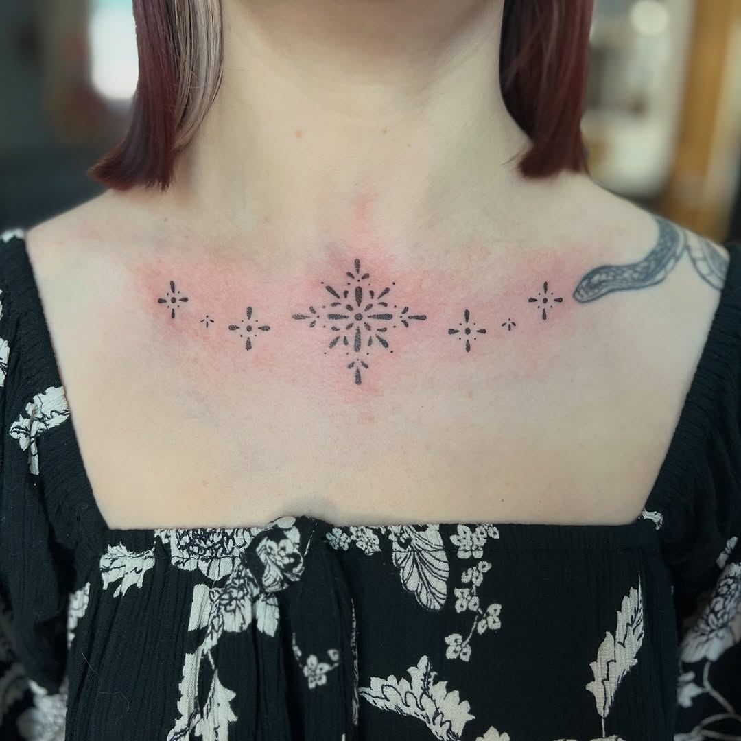 Tattoo by @erinncreates — fine_line, dotwork