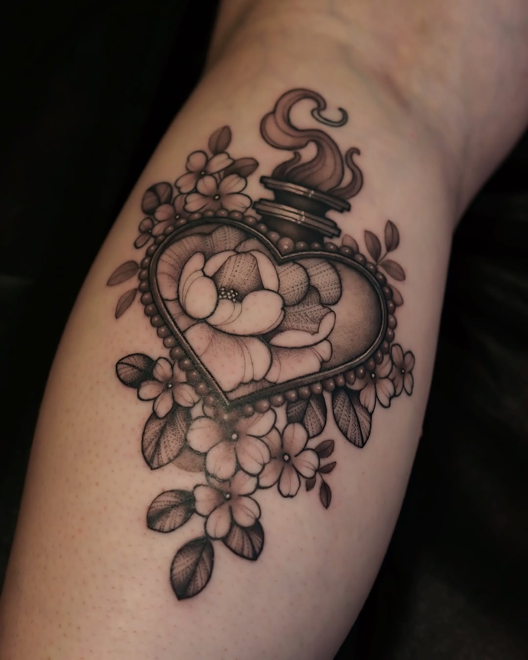 Tattoo by @jennaleeshaaktattoo — black_and_grey, realism