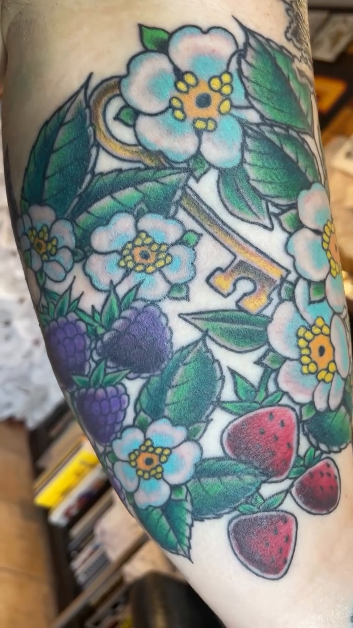 Tattoo by @julietattoos — neo_traditional, realism