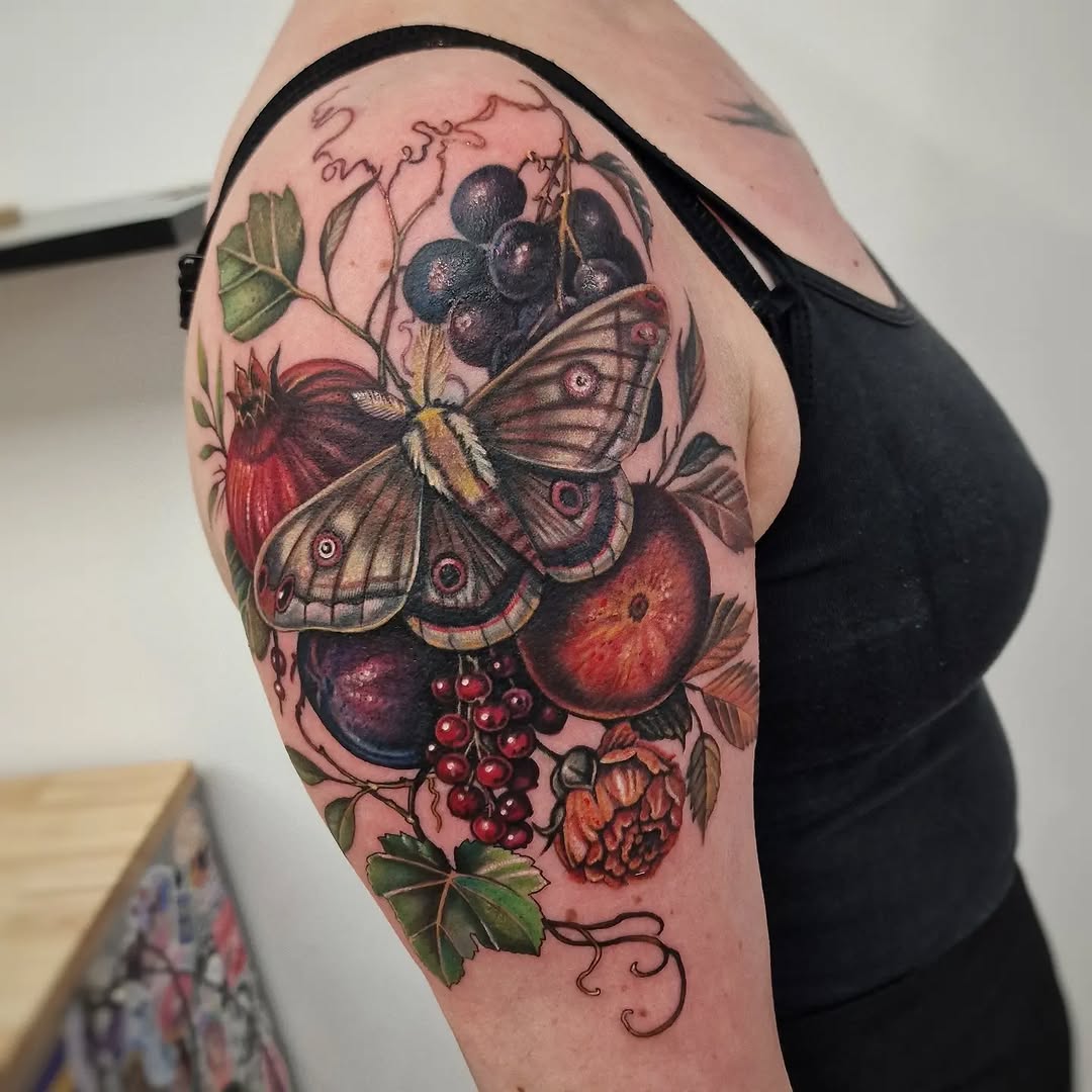 Tattoo by @abbiemorphewtattoos — realism, black_and_grey