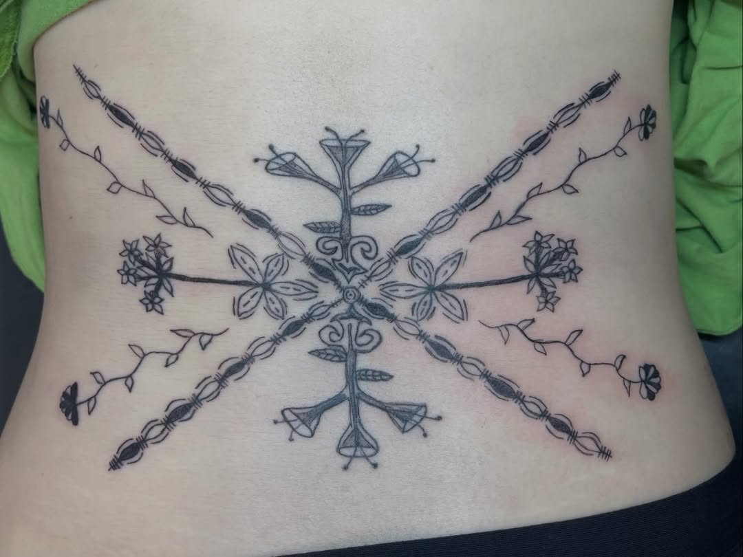Tattoo by @tattooingren — fine_line, ornamental