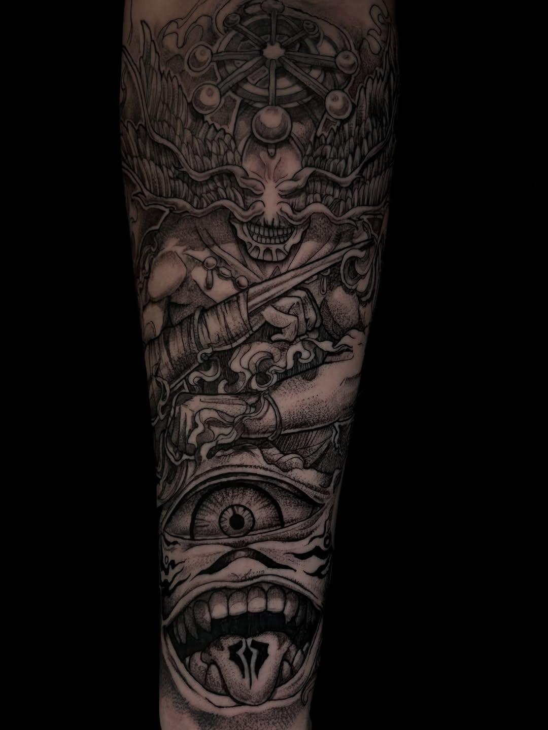Tattoo by @la_diabhla — black_and_grey, dark_realism