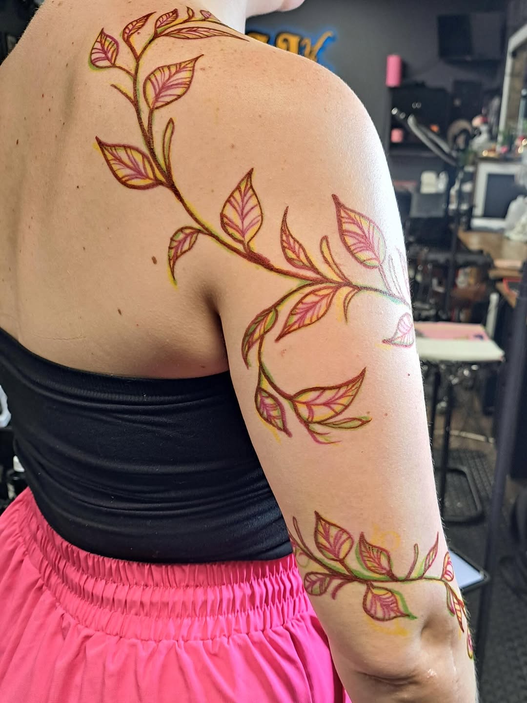 Tattoo by @_zzzava — fine_line, illustrative