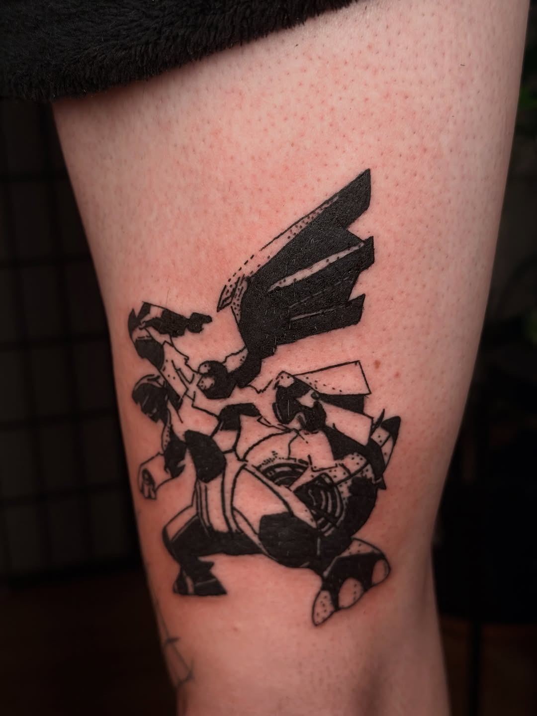 Tattoo by @isthepainok — blackwork