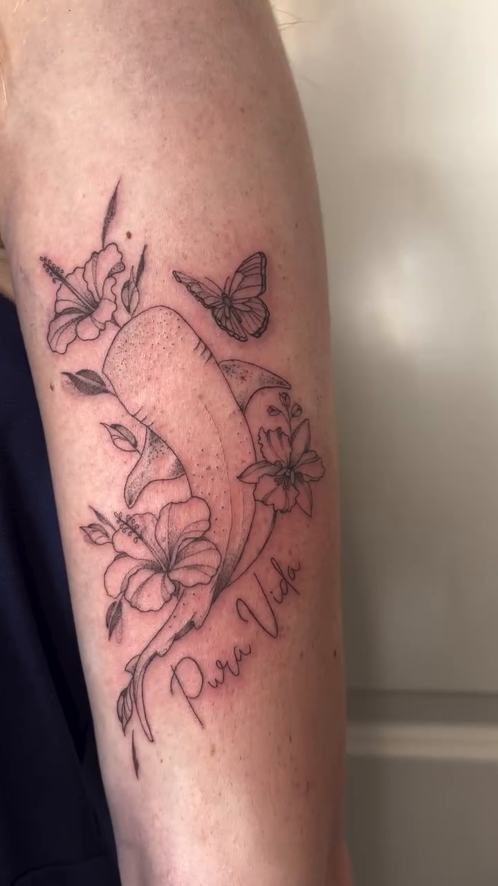Tattoo by @brooklynn.ink — fine_line