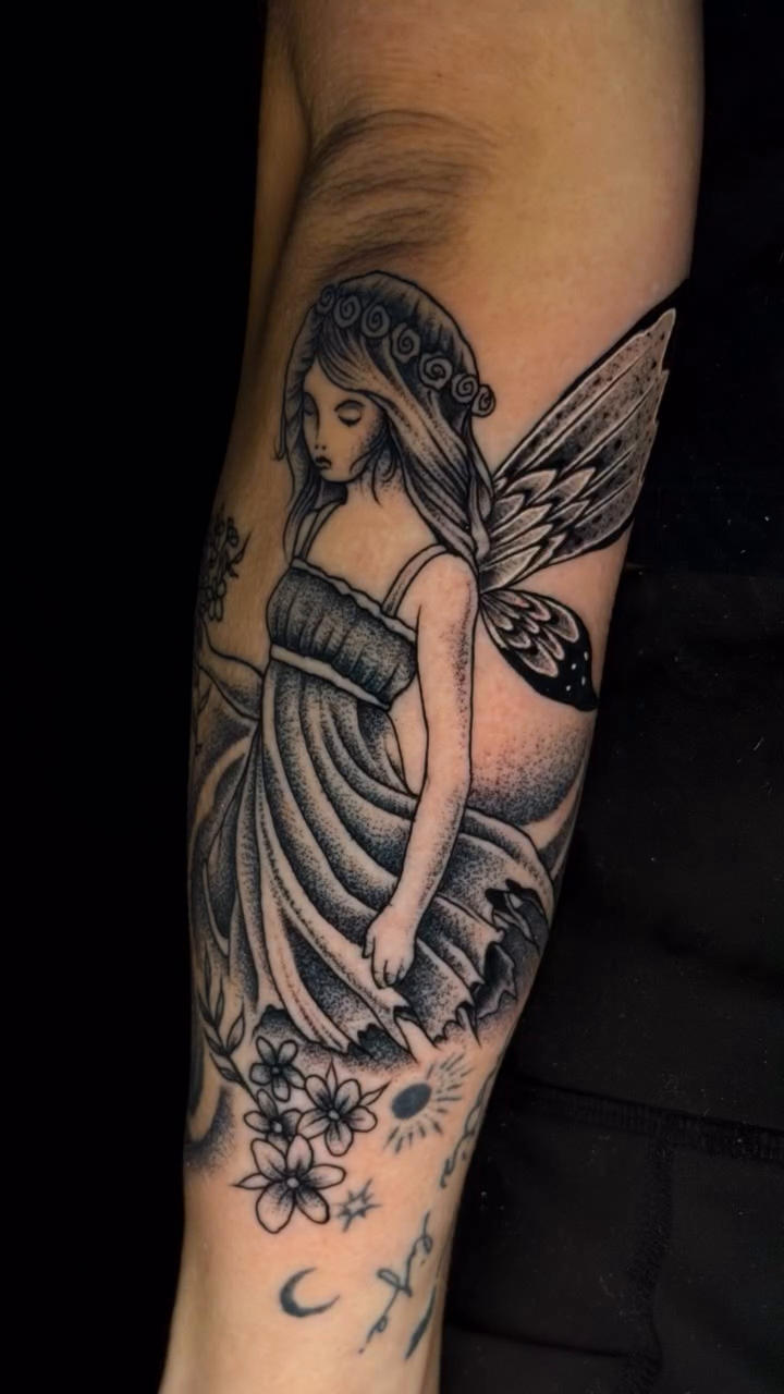 Tattoo by @oasis.one — black_and_grey, realism