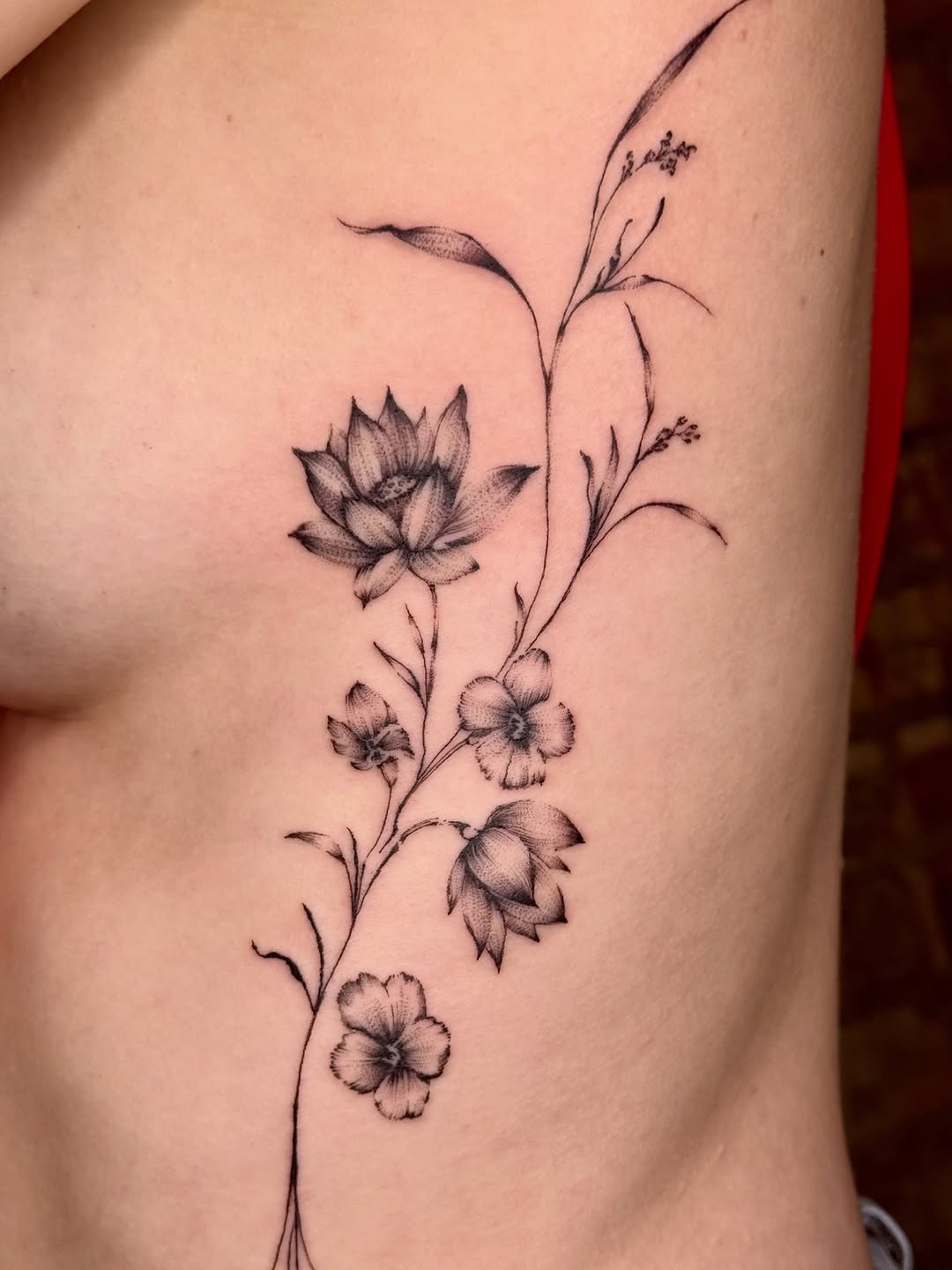 Tattoo by @passthesaltbitch โ fine_line, black_and_grey