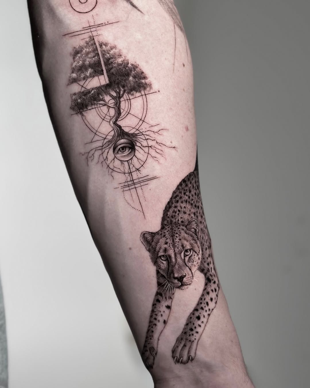 Tattoo by @digo_tattooer โ realism, geometric