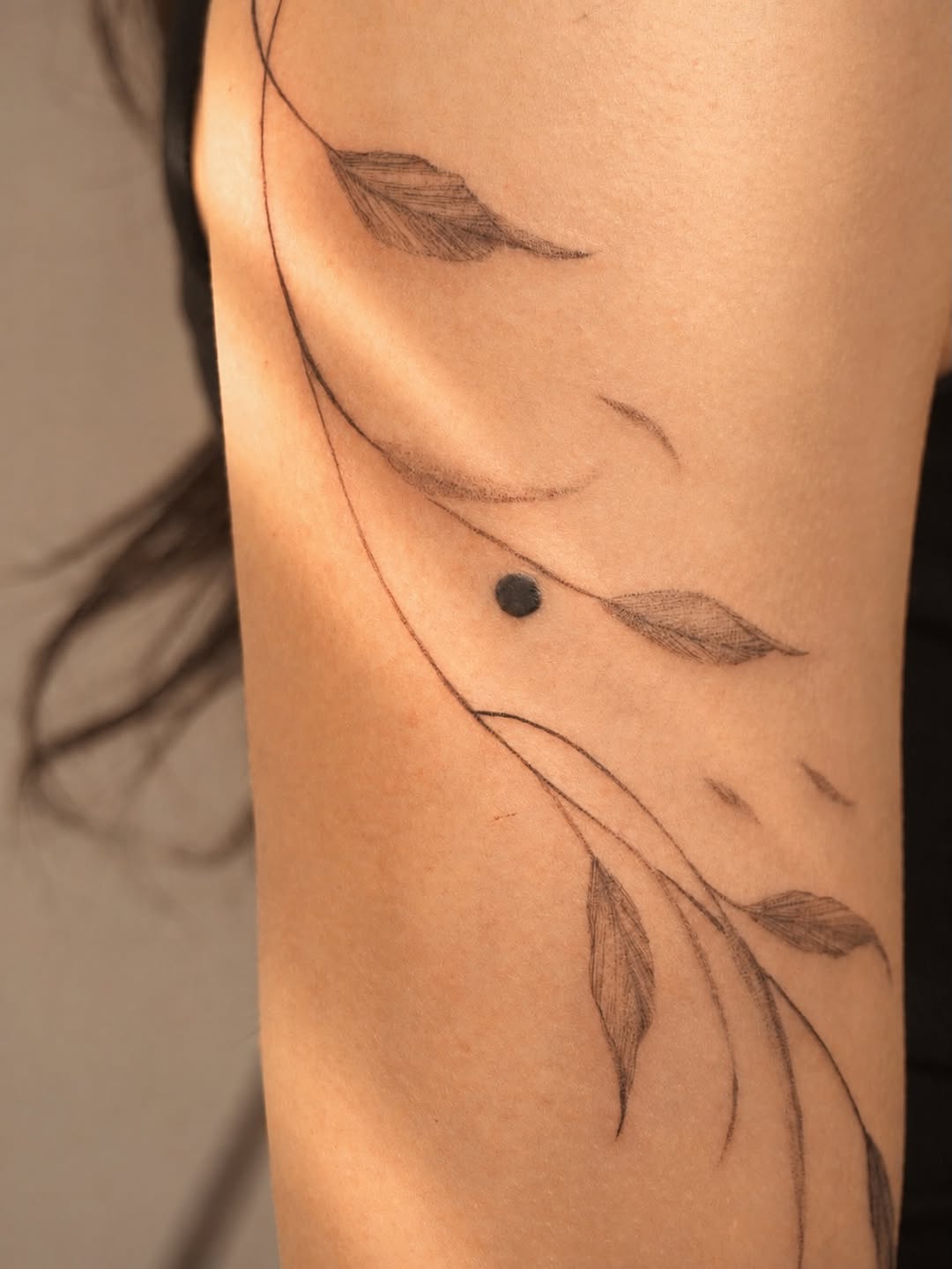 Tattoo by @heoyeon__tattoo — fine_line, dotwork