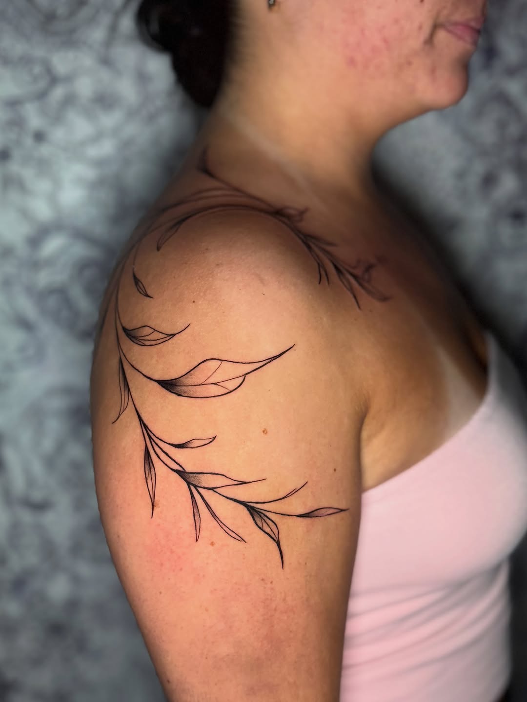 Tattoo by @chicom4l — fine_line, dotwork