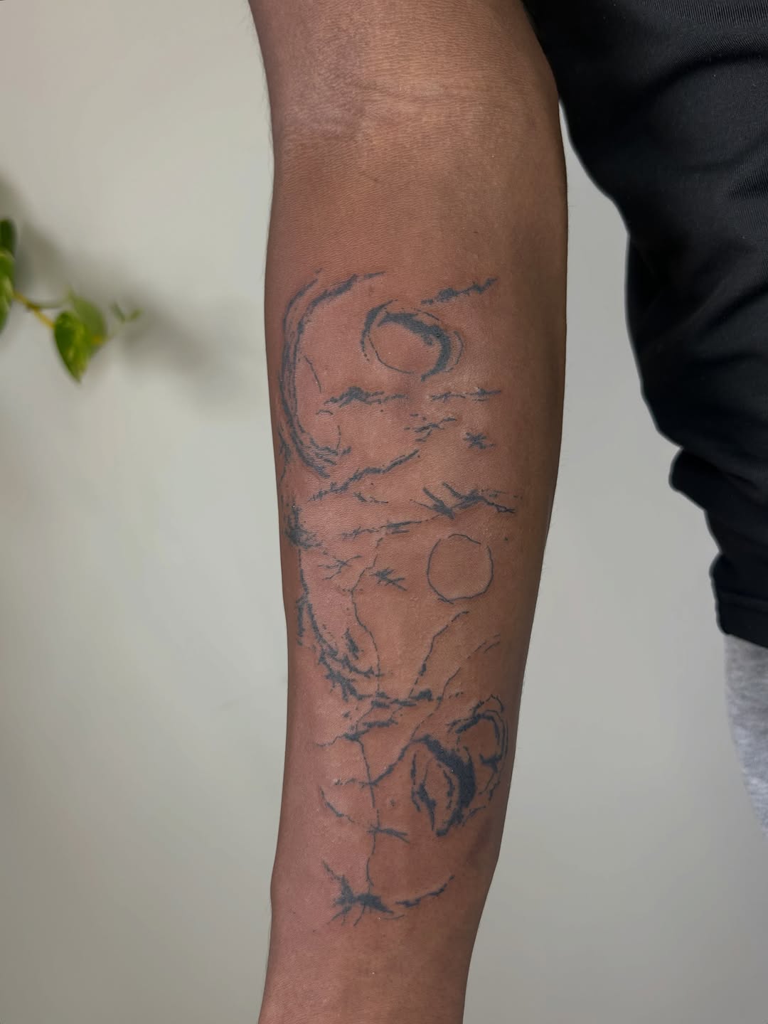 Tattoo by @tomlovesid — black_and_grey, illustrative
