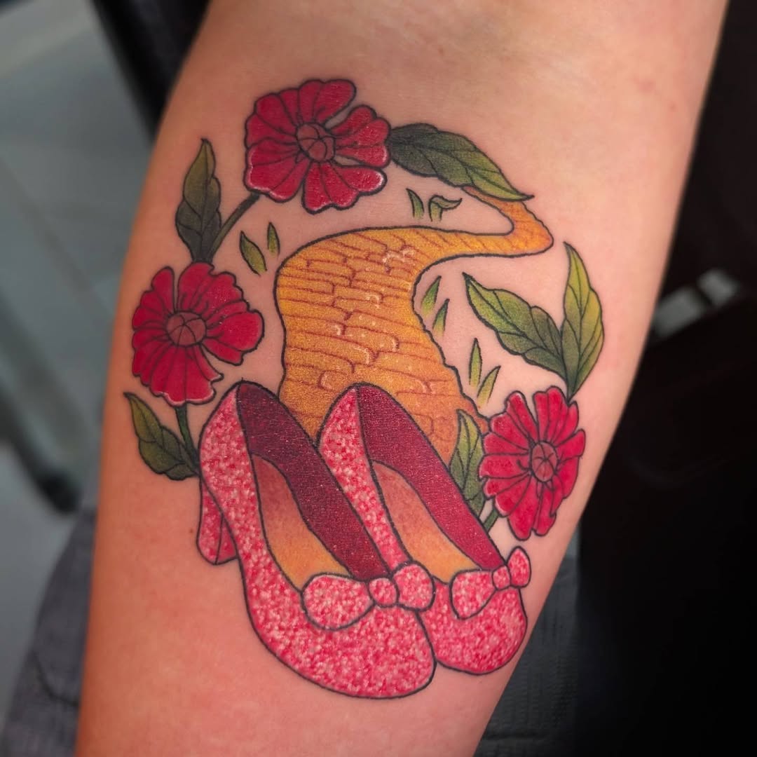 Tattoo by @corintattoos β neo_traditional