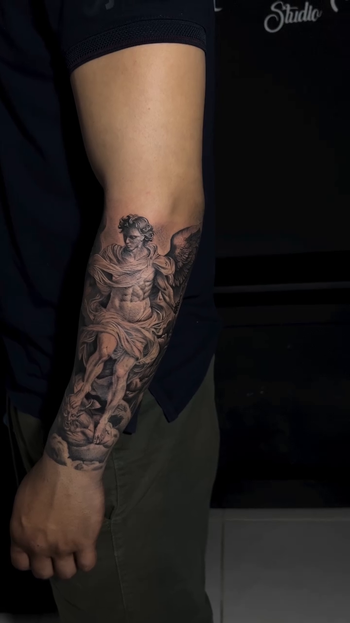 Tattoo by @sdtatoo — black_and_grey, realism