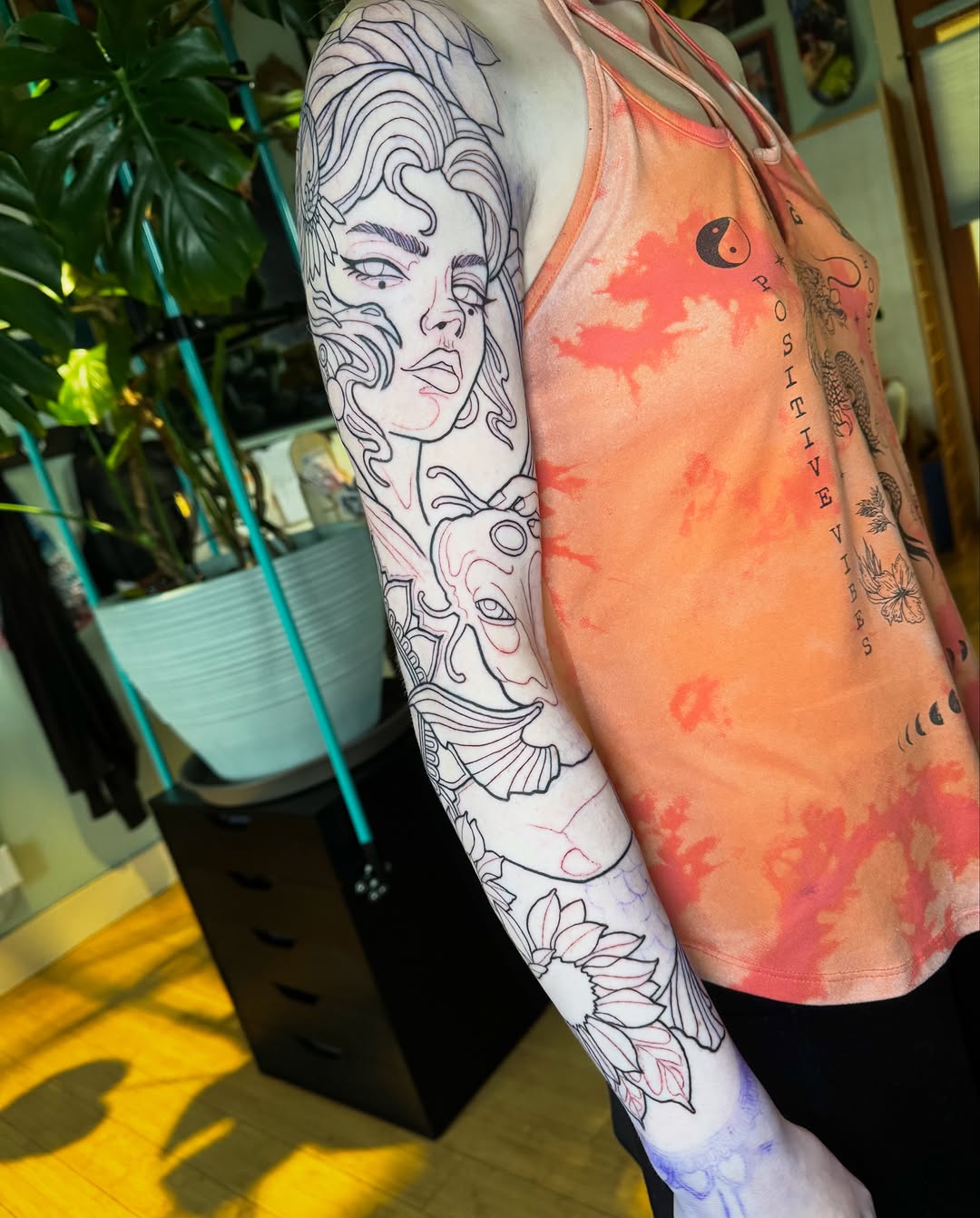 Tattoo by @elliechaseart — fine_line, illustrative