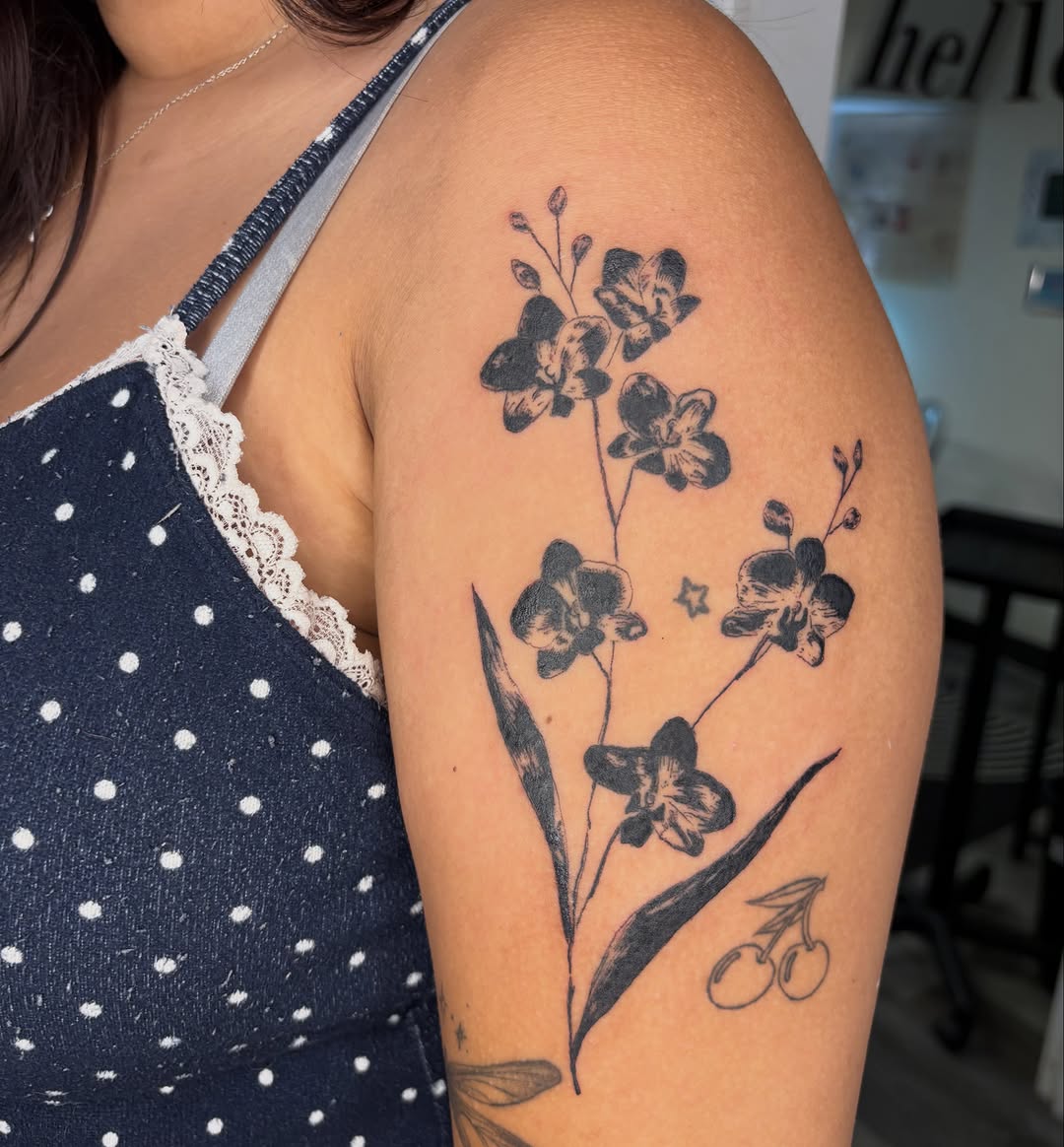 Tattoo by @kiley.inks โ fine_line, black_and_grey