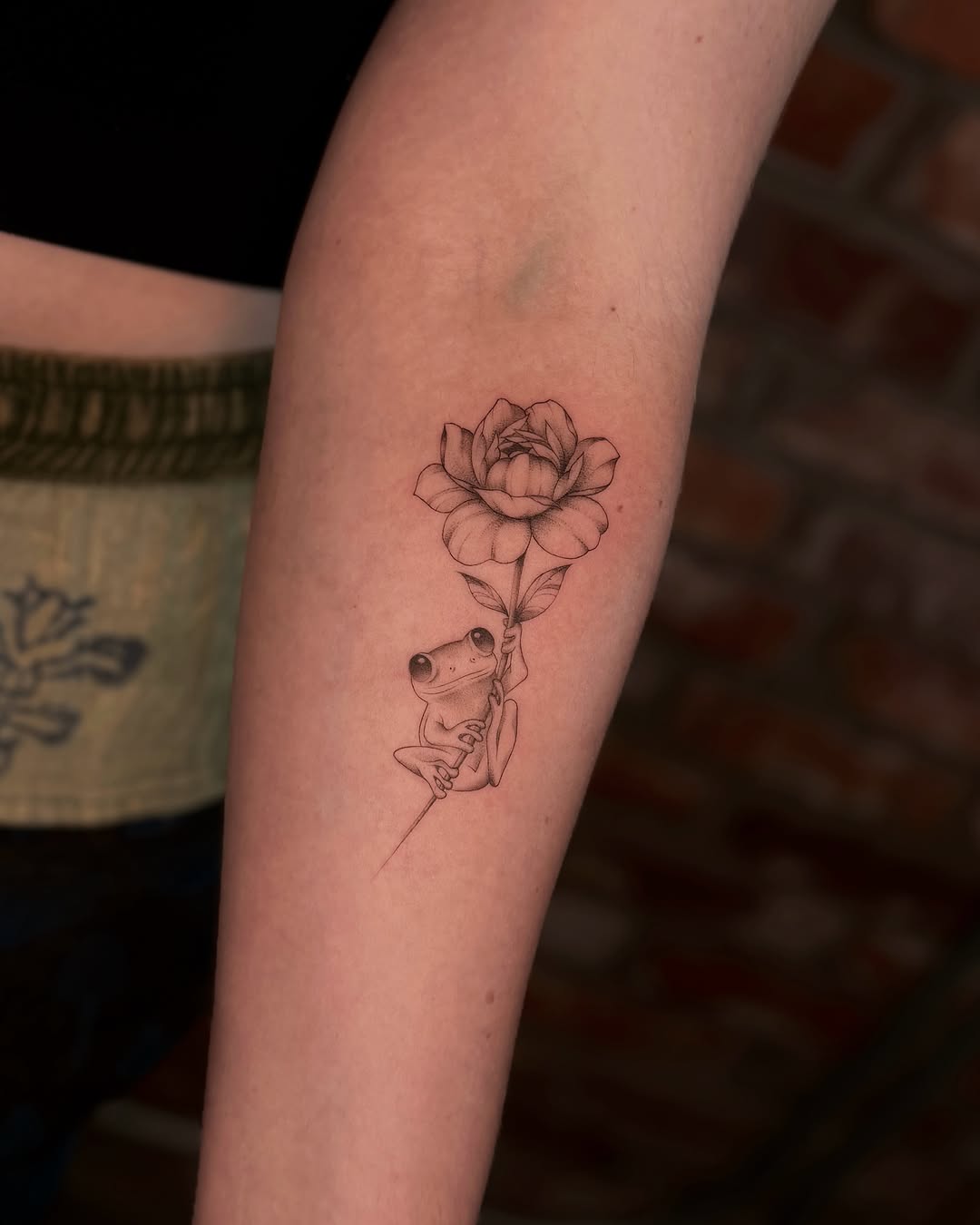Tattoo by @jane_tattoo.yeg โ fine_line, realism