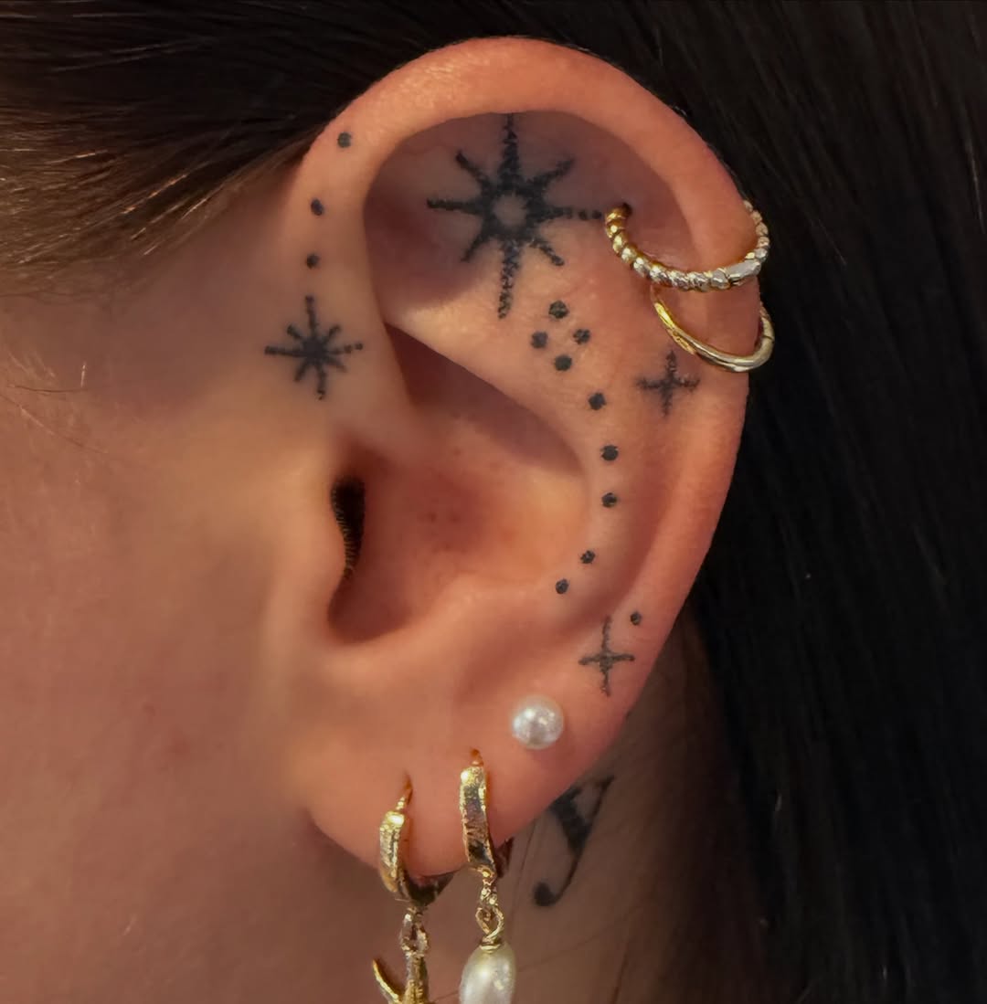 Tattoo by @caitberries — fine_line, minimalist