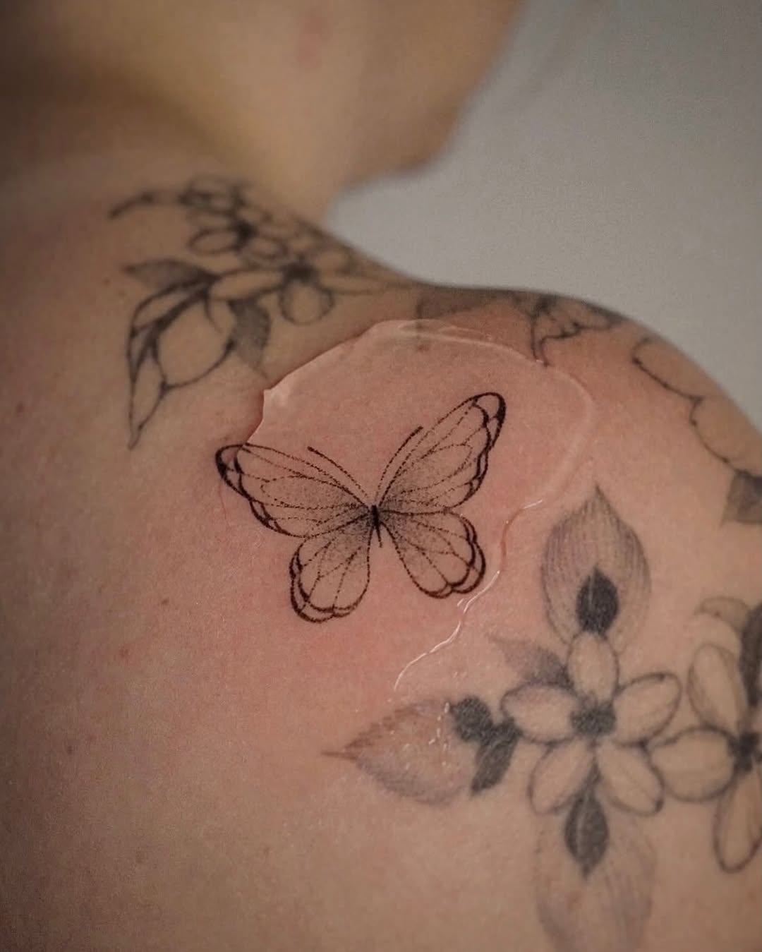 Tattoo by @elsietattoo — fine_line