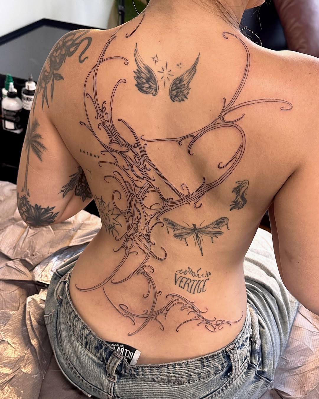 Tattoo by @smashyourboyy — fine_line, ornamental