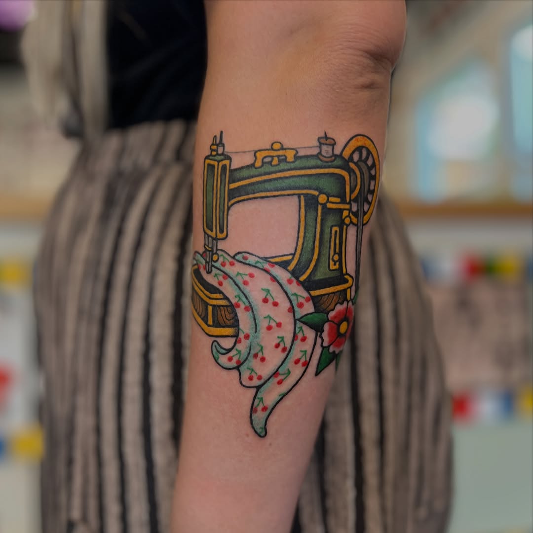 Tattoo by @barnharttattoo โ american_traditional