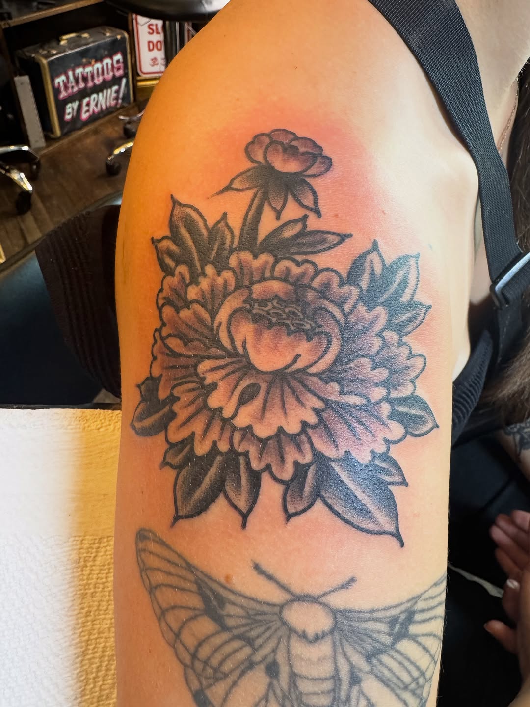 Tattoo by @cesar863 โ japanese_irezumi, black_and_grey
