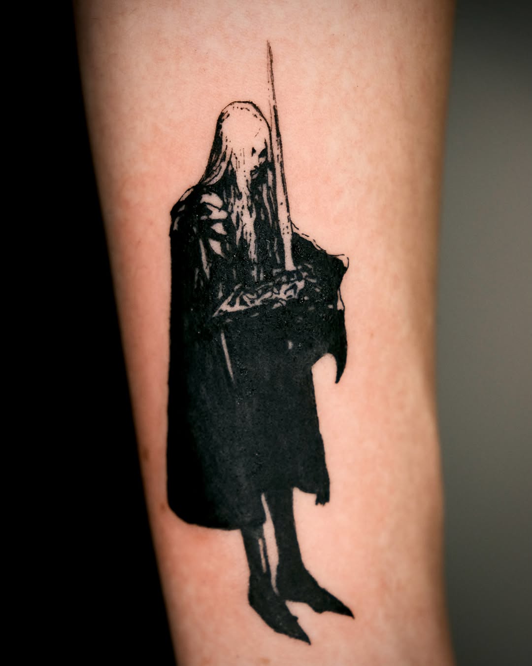 Tattoo by @oxurminexo โ blackwork