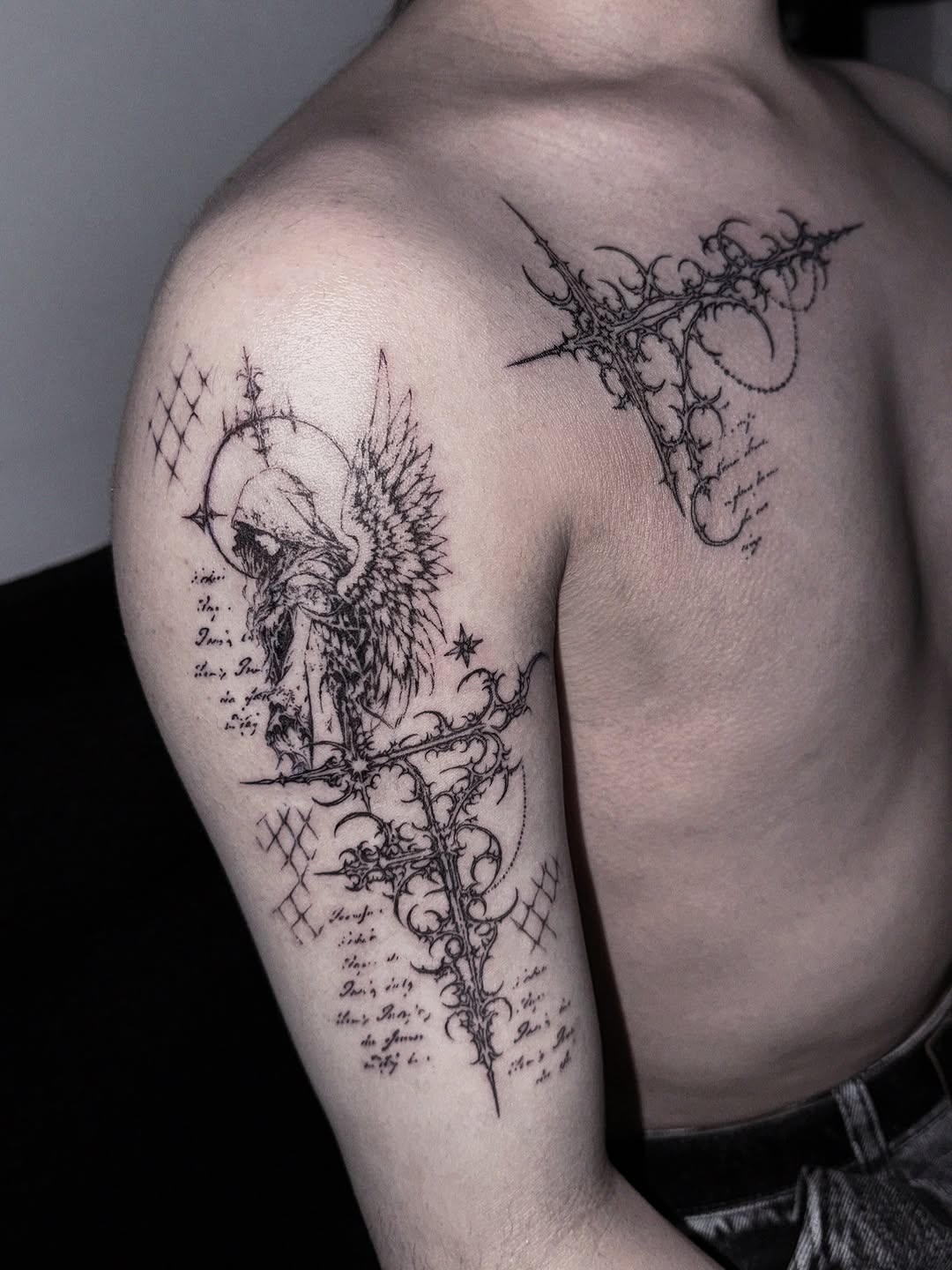 Tattoo by @kayaa.tt — fine_line, blackwork
