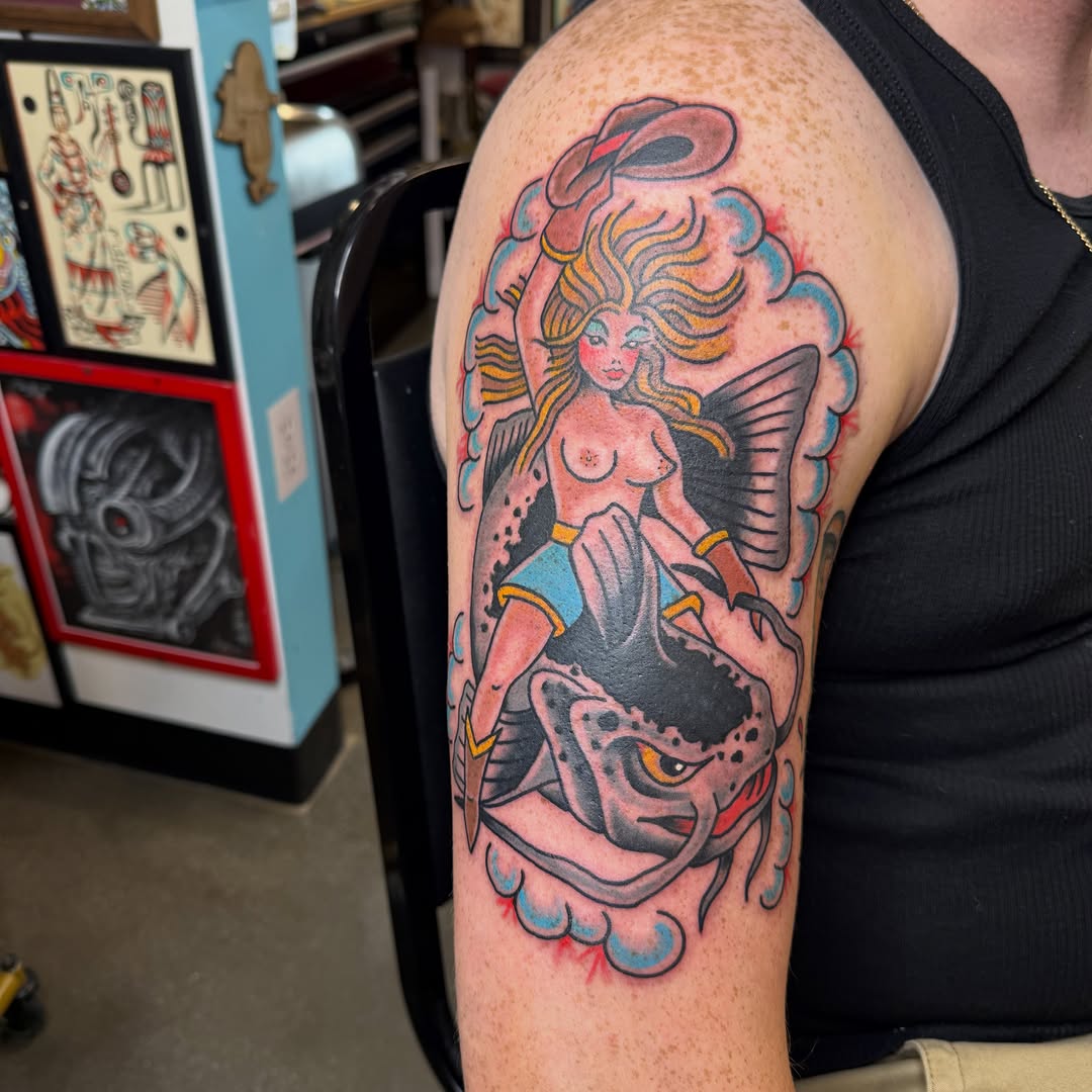Tattoo by @hellboundhawktattoos โ american_traditional