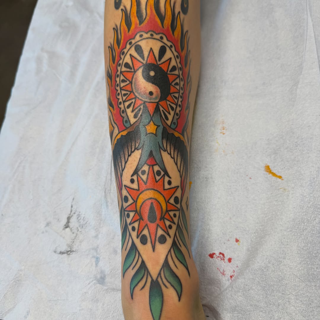 Tattoo by @hellboundhawktattoos โ american_traditional