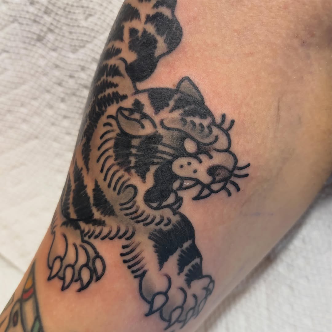 Tattoo by @eriktulgetsketattoo — american_traditional