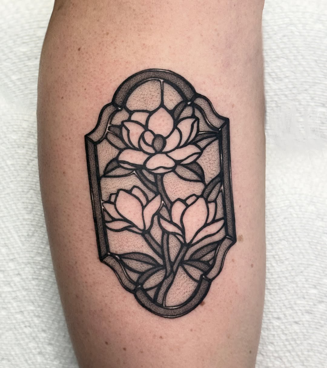 Tattoo by @jesskuesperttattoo — black_and_grey, ornamental