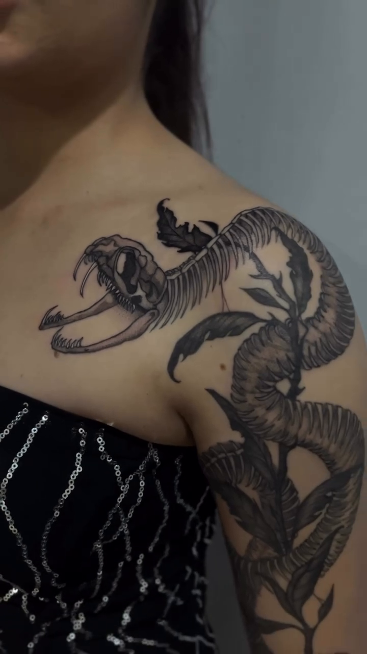 Tattoo by @azevtattoo — black_and_grey, realism
