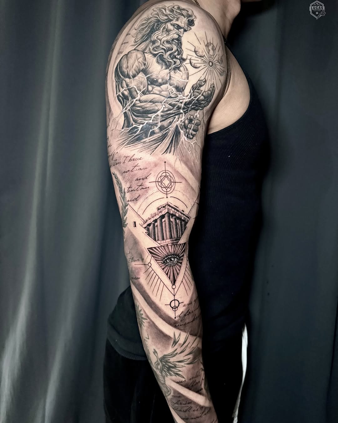Tattoo by @lucastattoo.ca โ realism, geometric